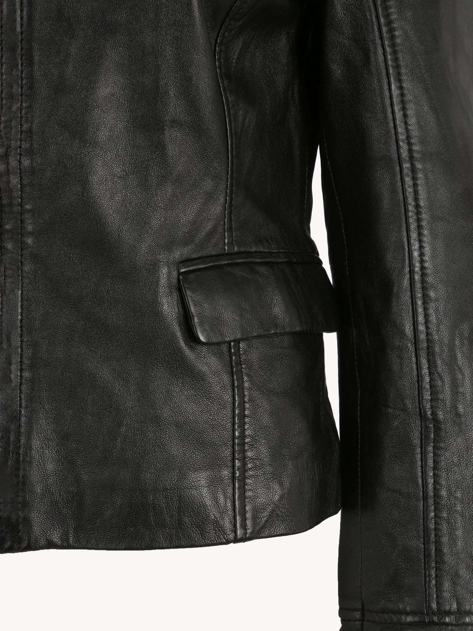 Aleksin Leather Racer Jacket in Black Beauty Jacken Tamaris   