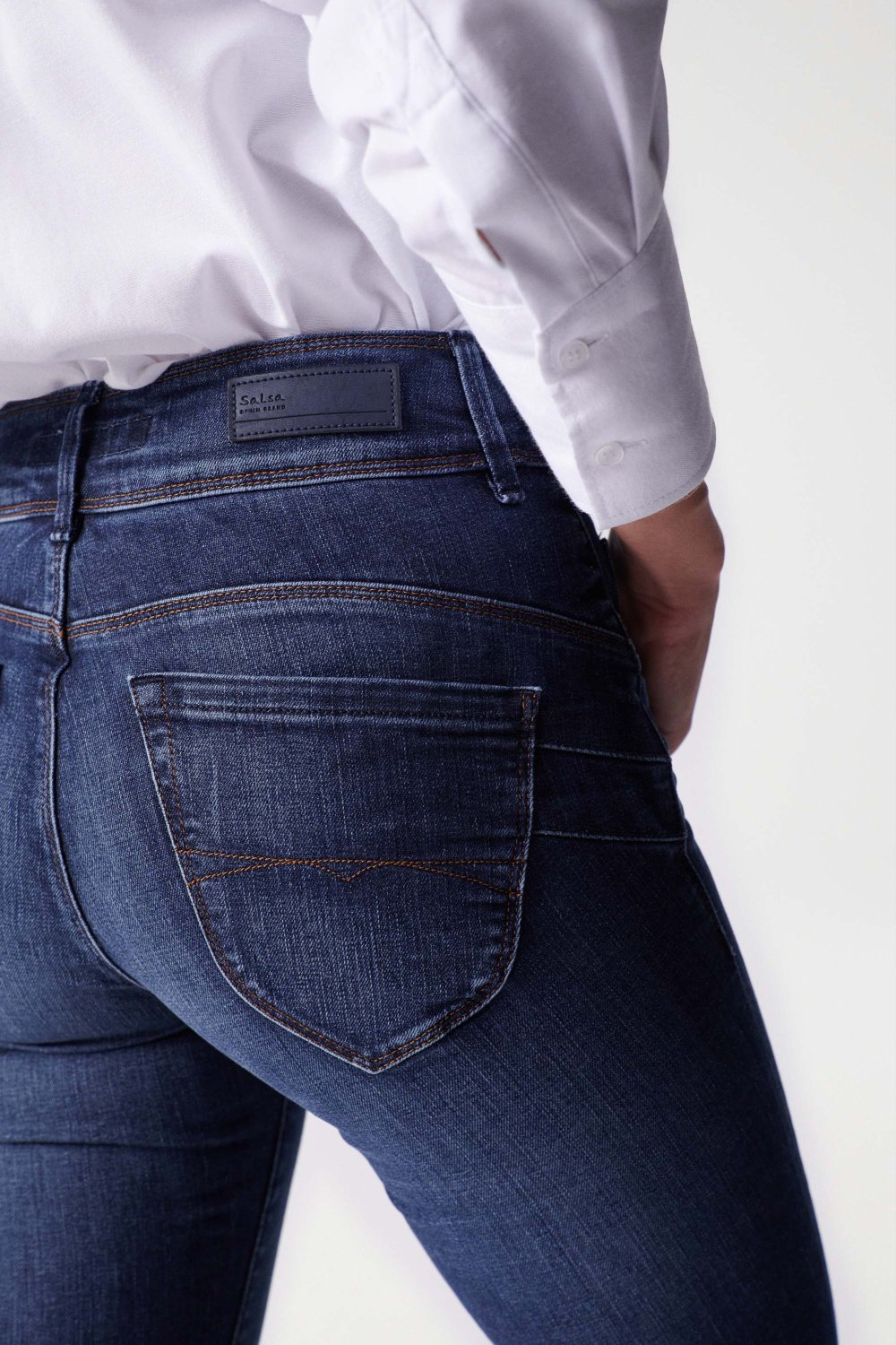 Secret Slim Push-In in Medium Wash Jeans Salsa Jeans   
