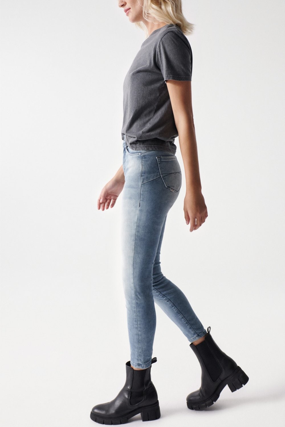 Secret Glamour Push-In in Medium Light Jeans Salsa Jeans   