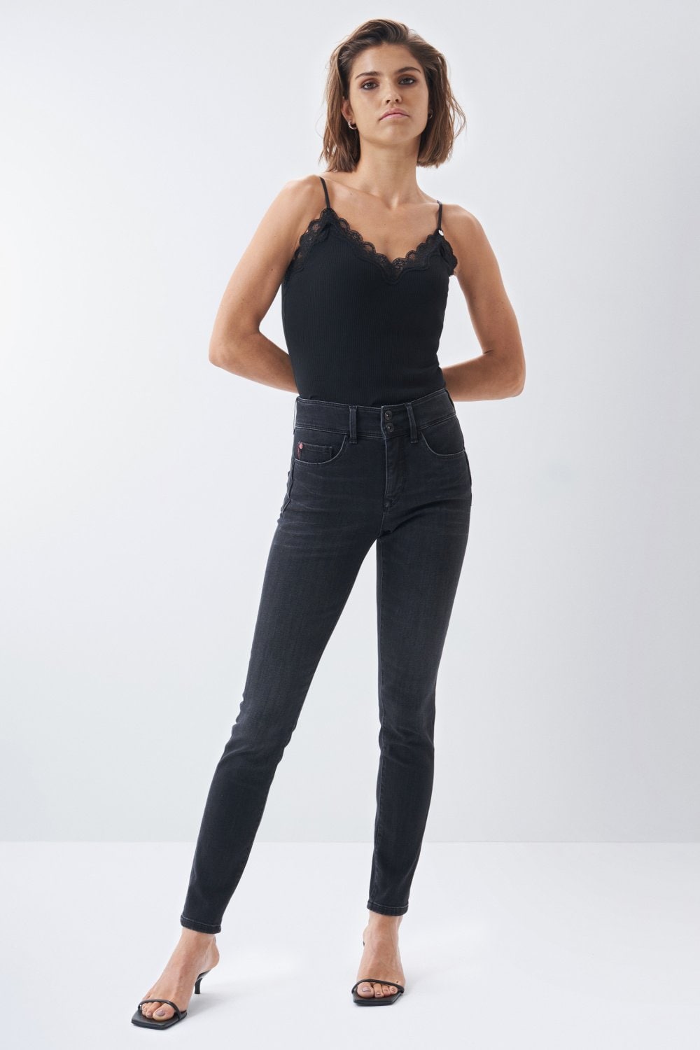 Secret Skinny Push-In in Black Jeans Salsa Jeans   