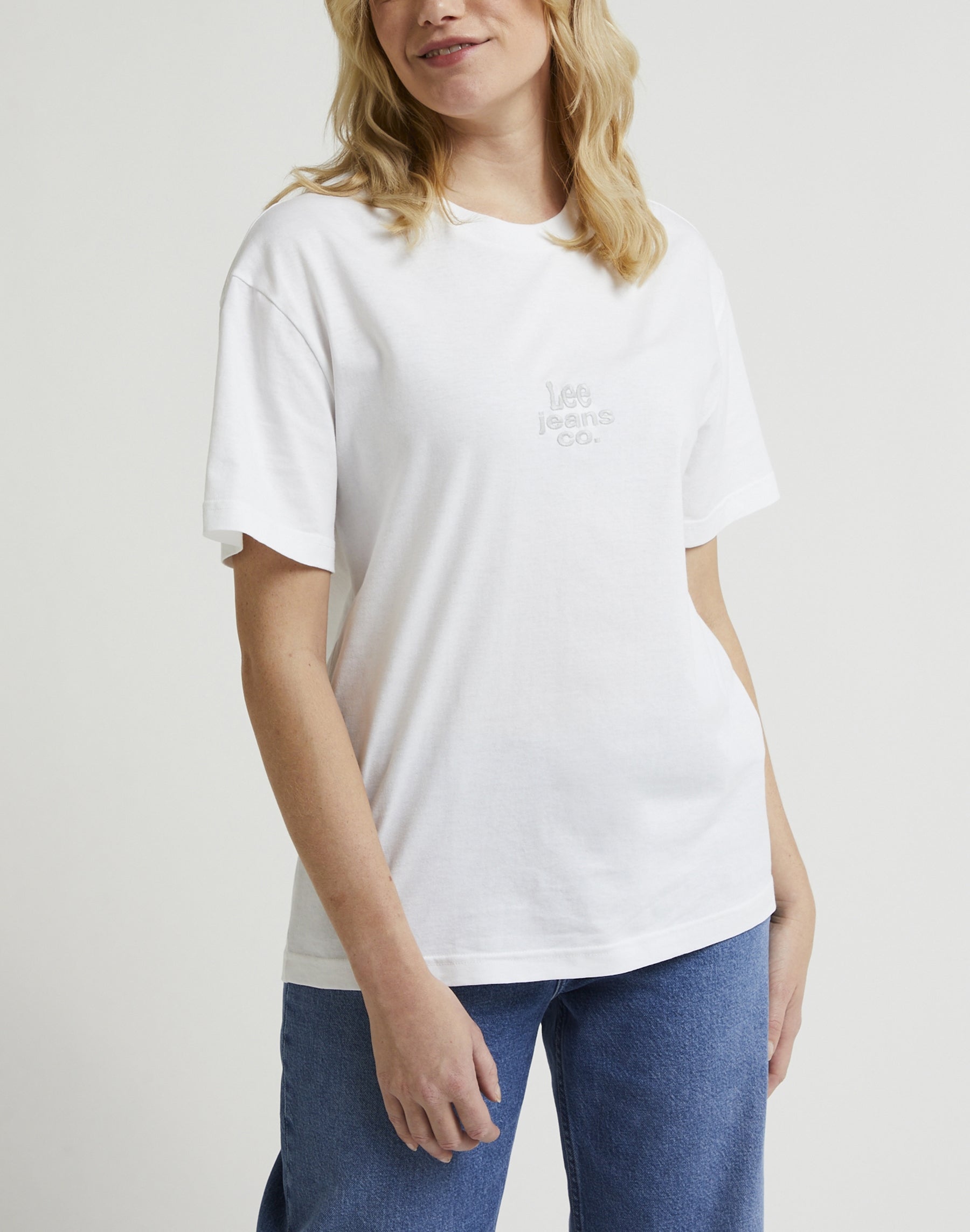Graphic Tee in Bright White T-Shirts Lee   