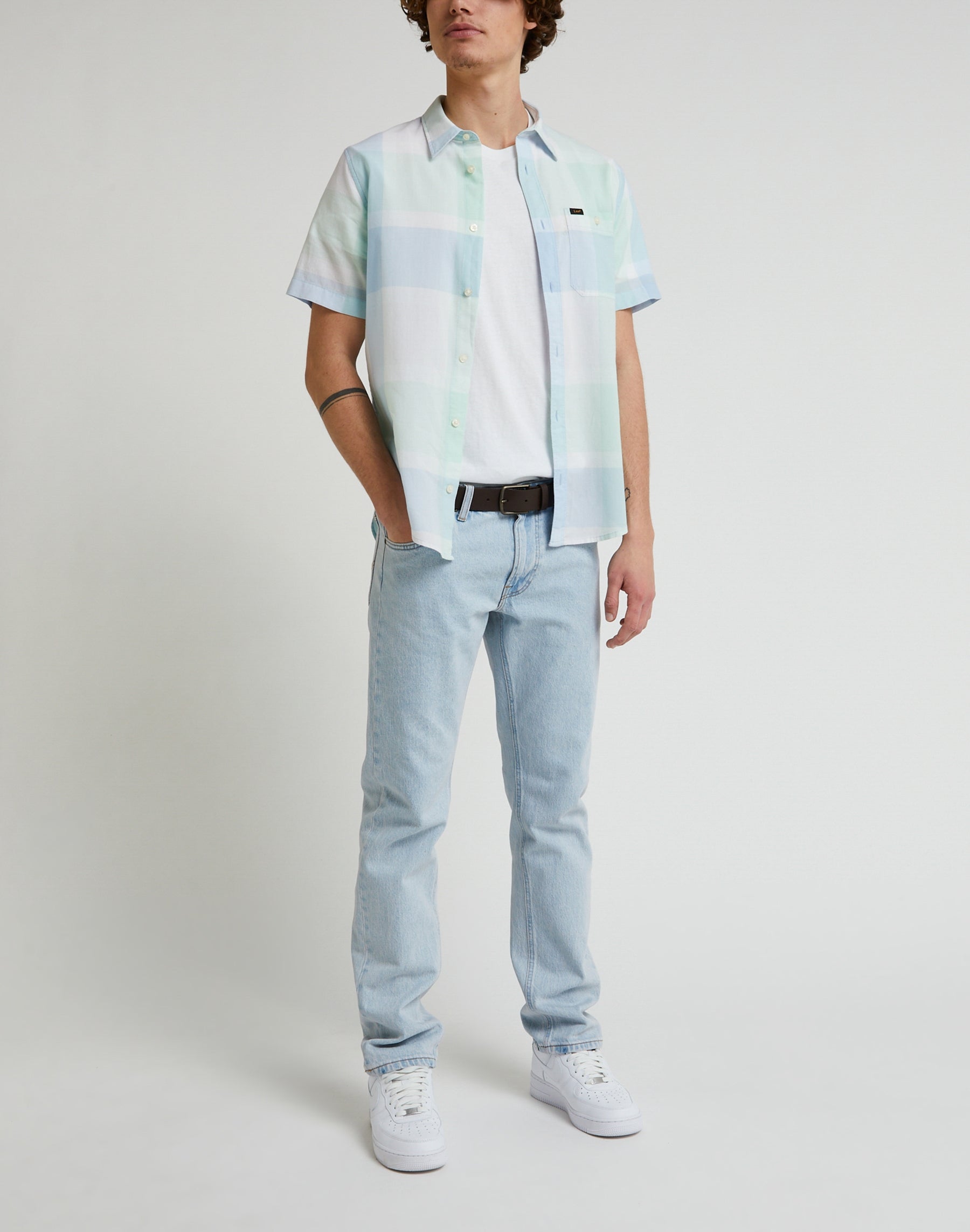 Short Sleeve Leesure Shirt in Seaglass Hemden Lee   