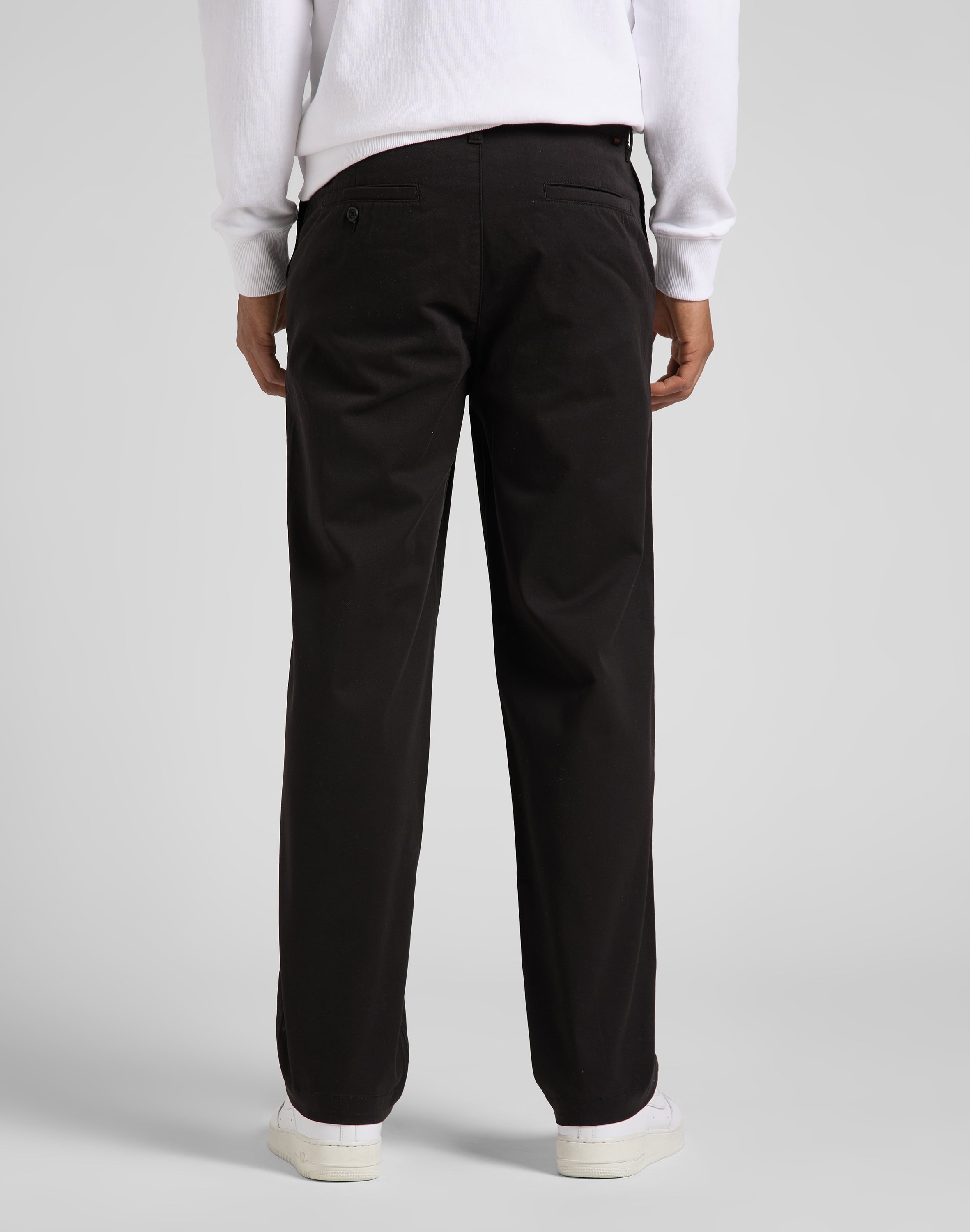 Relaxed Chino in Black Hosen Lee   