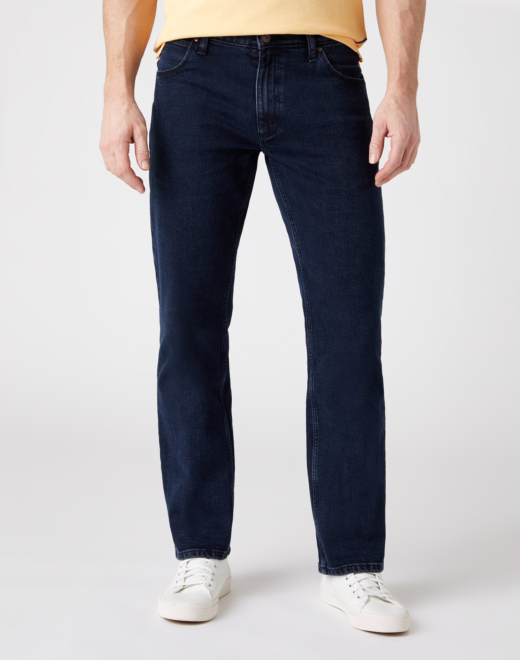 Straight Low Stretch in Blue Black Jeans Wrangler   