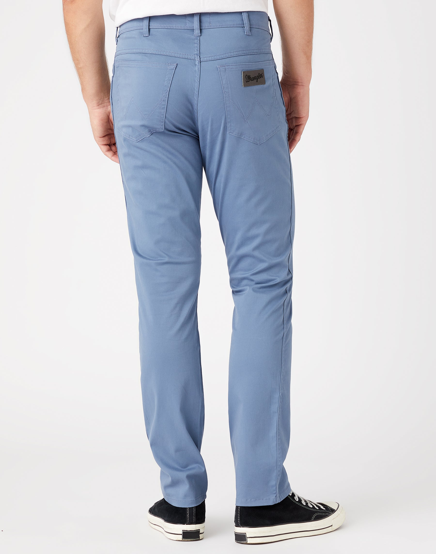 Texas Slim Trousers in Blue Mirage Hosen Wrangler   