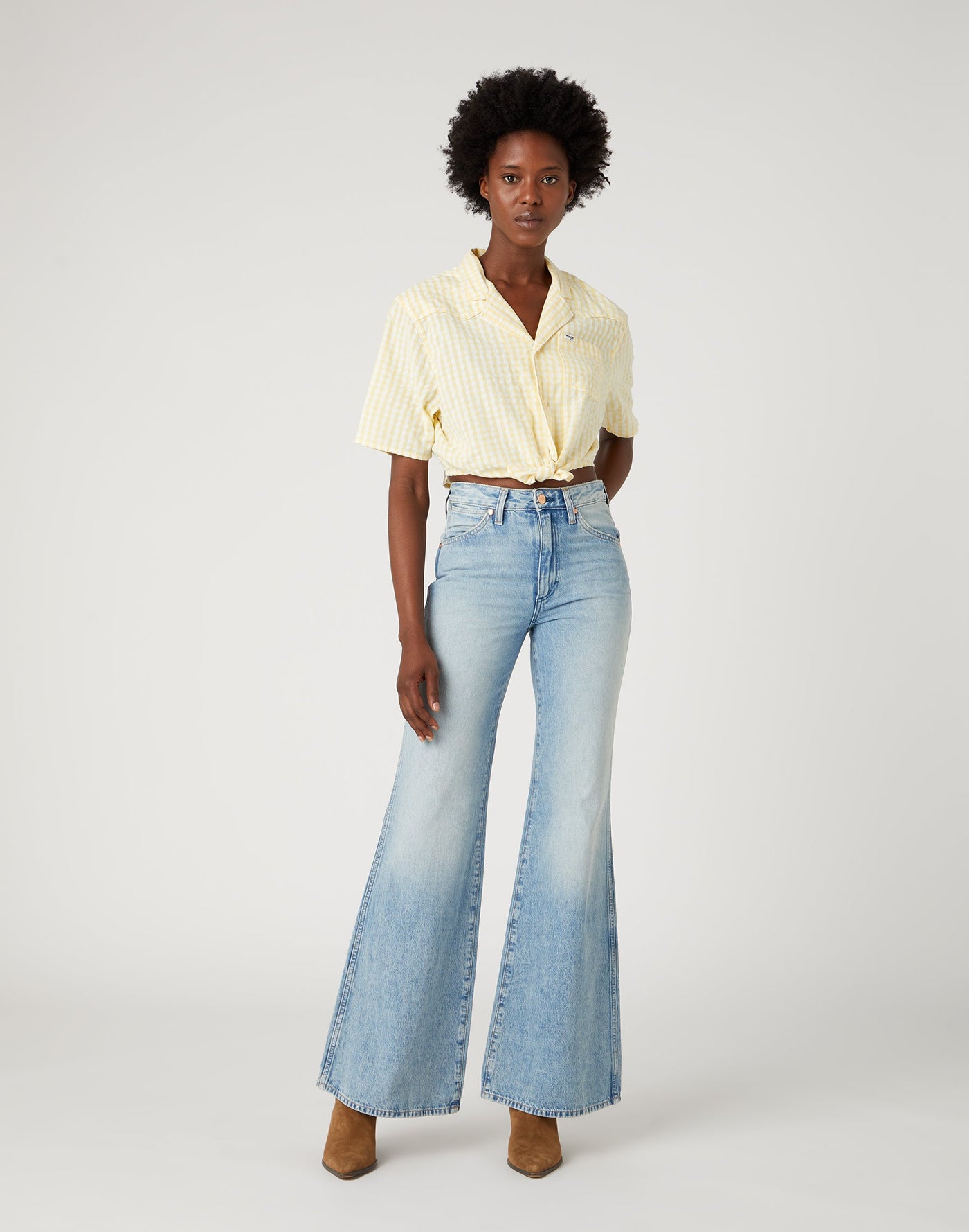 Tie Resort Shirt in Pale Banana Blusen Wrangler   