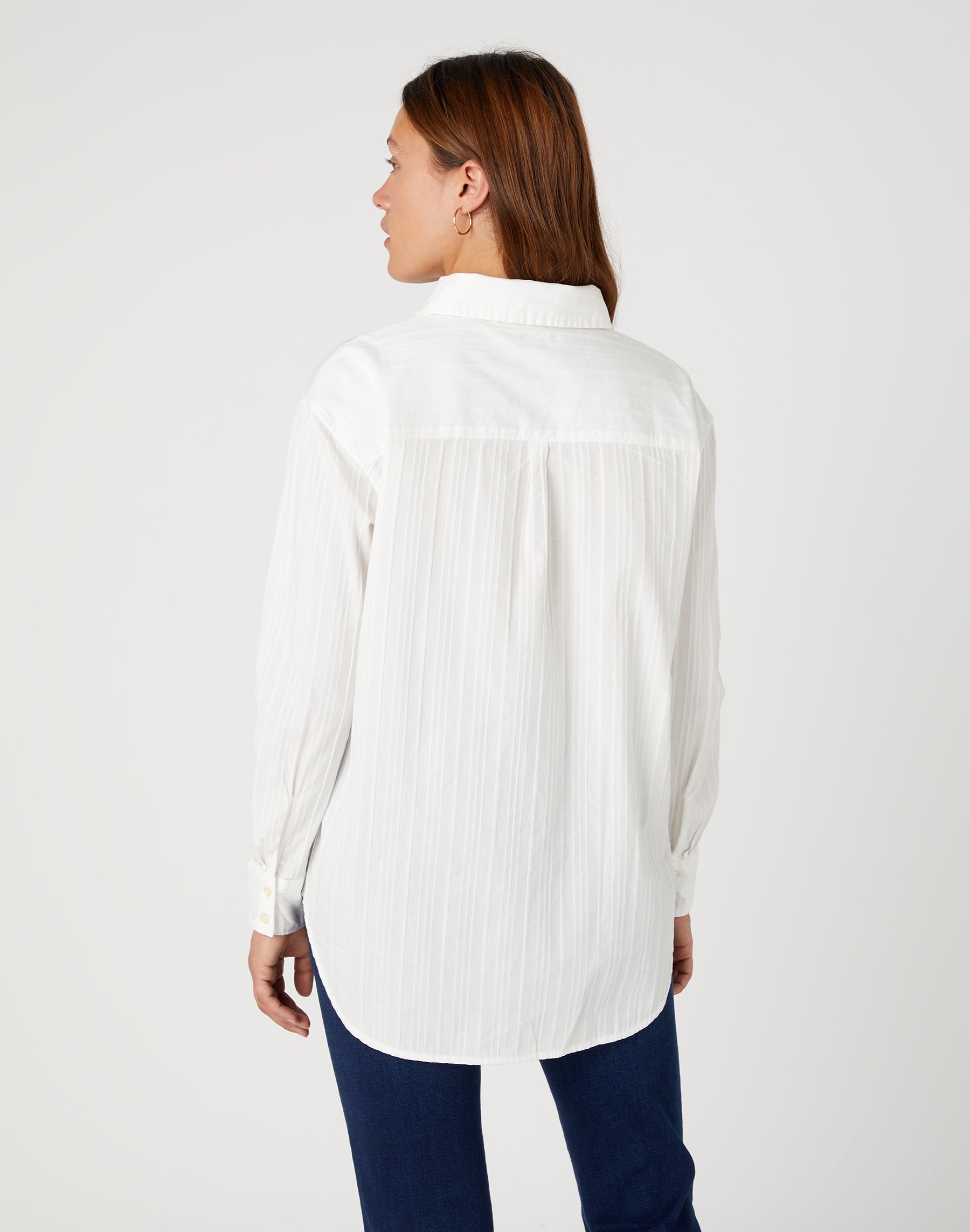 One Pocket Shirt in Worn White Blusen Wrangler   