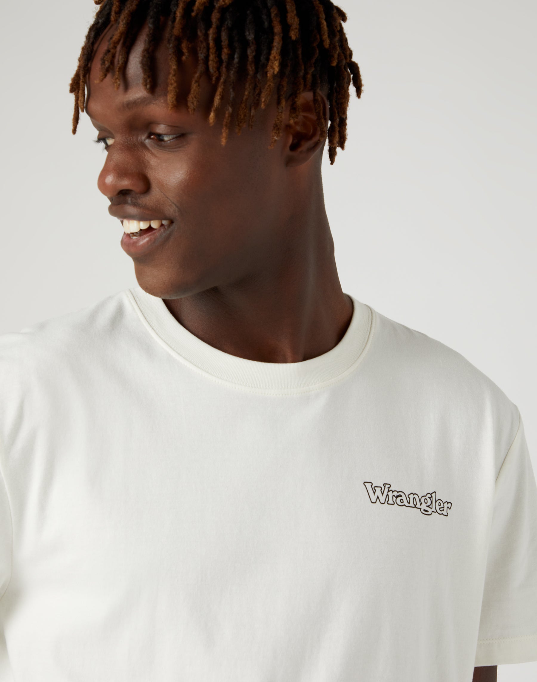 Logo Tee in Worn White T-Shirts Wrangler   