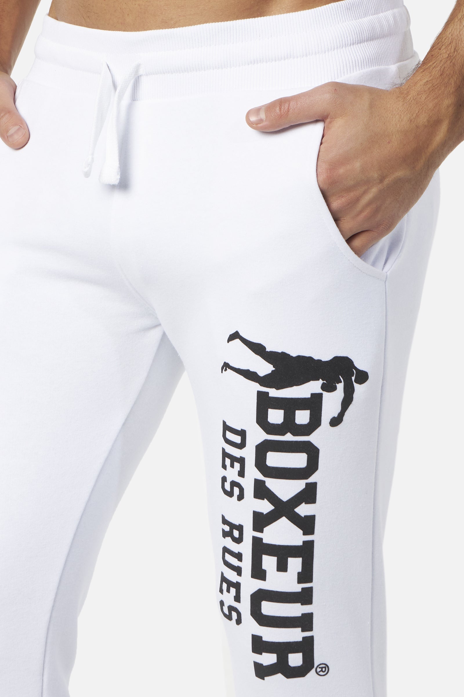 Slim Fit Sweatpant With Logo in White-Black Hosen Boxeur des Rues   