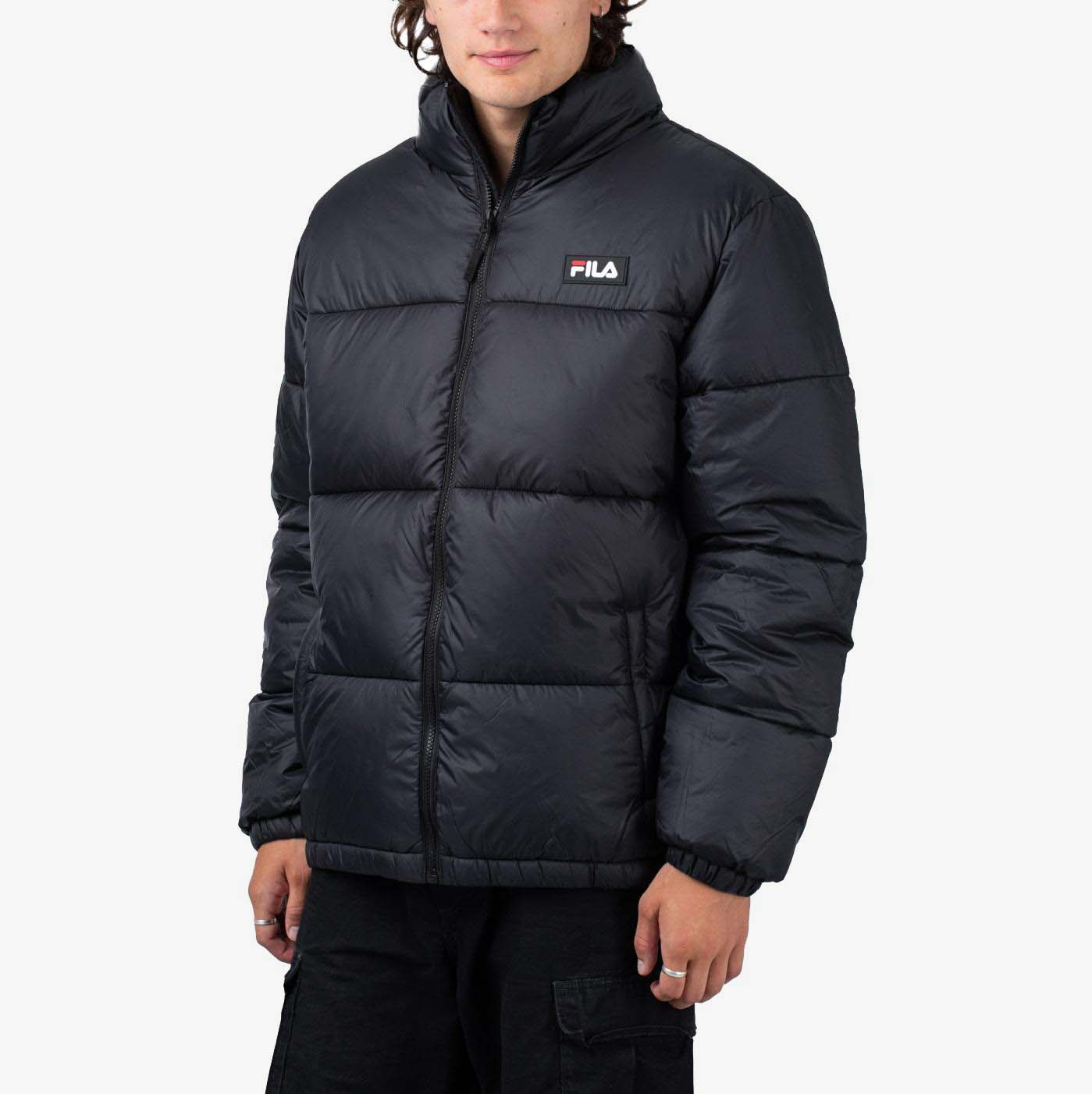 Soller Puff Jacket in Black Daunenjacken Fila   
