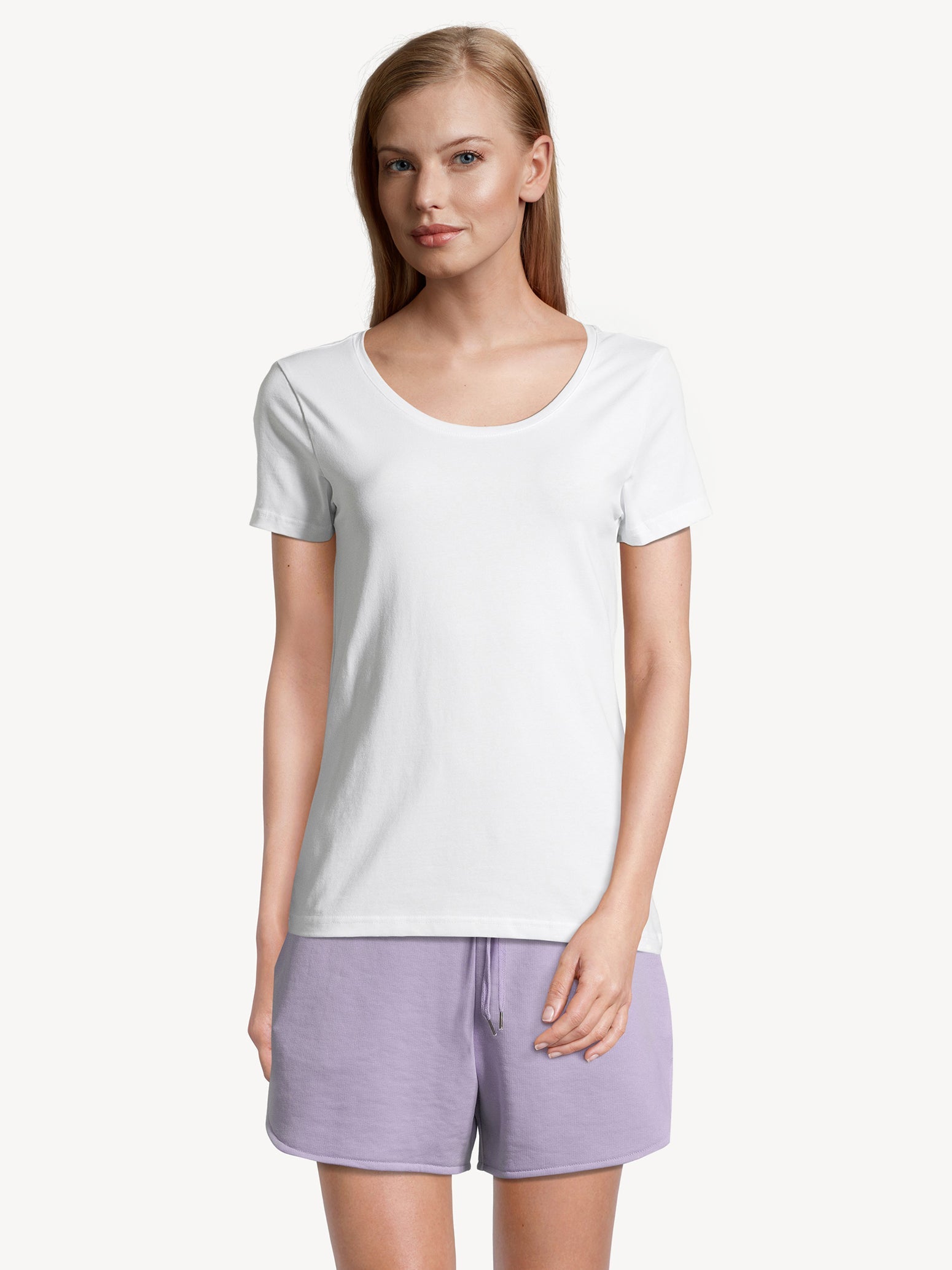 Alba Deep Neck Slim Tee in Bright White T-Shirts Tamaris   